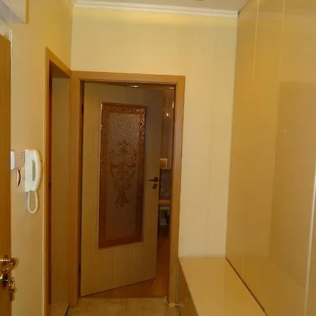 Luxury Versailles Center Opera 아파트 *