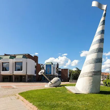 דירה Luxury Versailles Center Opera בורגאס